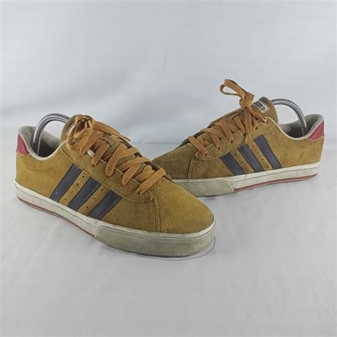 adidas neo suede.